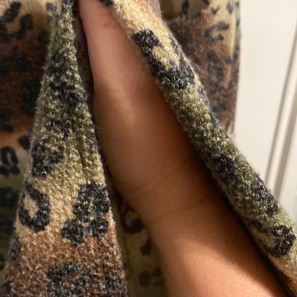 Zenana Sweater - Picture 4 of 4